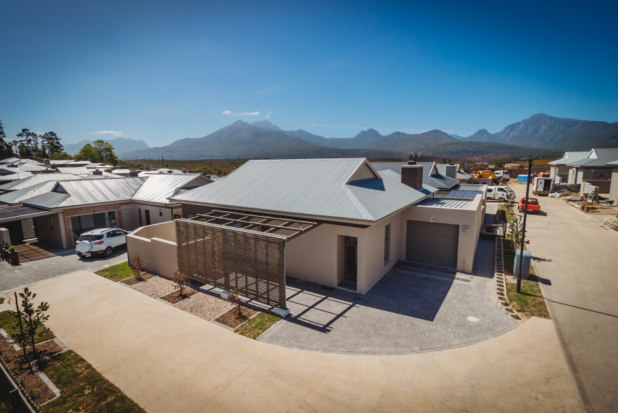 3 Bedroom Property for Sale in Kraaibosch Western Cape